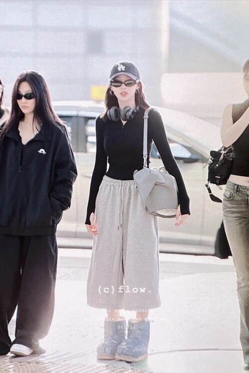 Gy6SWq4boAAQADy7344e0d1a17f1870