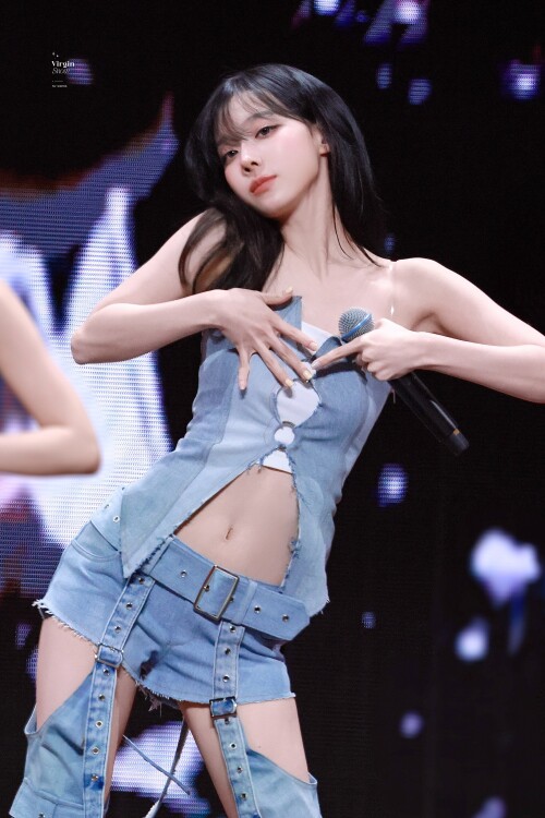 Gy96neIboAEg m773aee7b38429d366