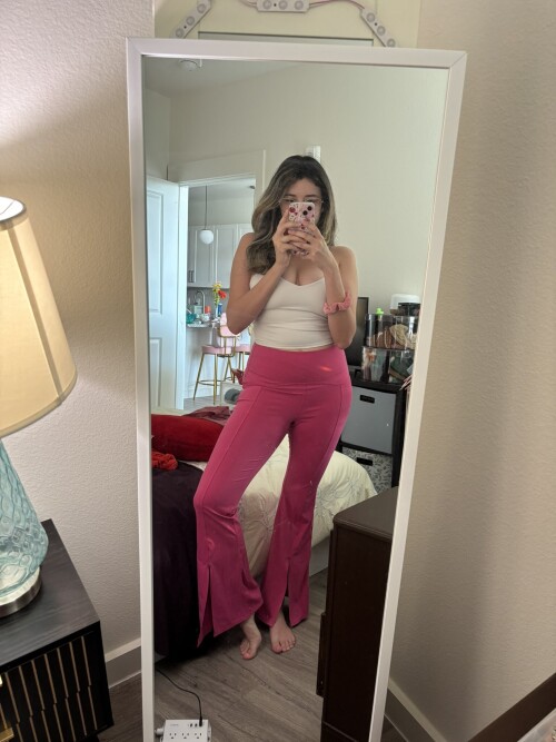 GyKAsAJWcAAjLP2cb0d00667f56d3d9