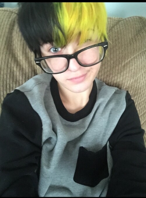 GySGaA5W8AUxUSf89e5a392fde7e60d