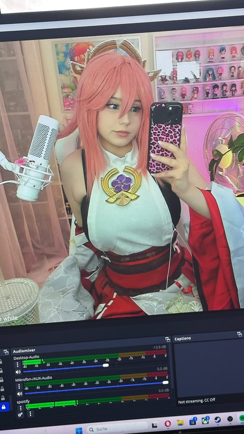 Gyz7VlSXIAAZdJp7891d308070e76bf