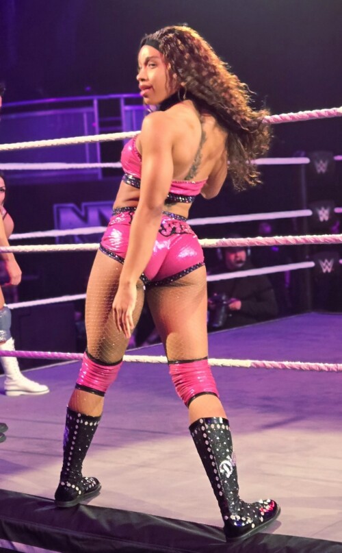 Gz4R2SDWUAAgGNbda1d936dee6c617a