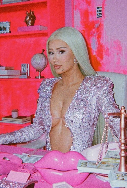 GzOPcgJWUAAjdt526dbb46a80b9ad2e9