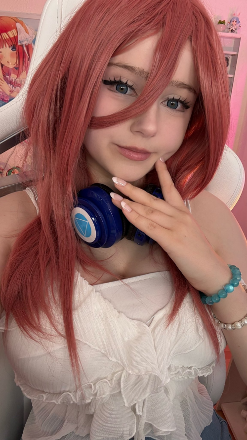 GznYqKrWEAAZWrM5f46bf224e330925