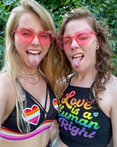 HK 68cae850c534c7259