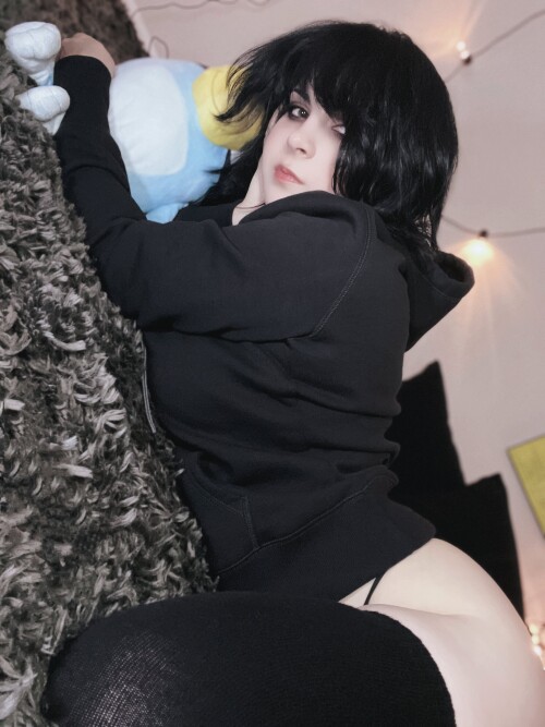 HN Doomer Girl Preview 3