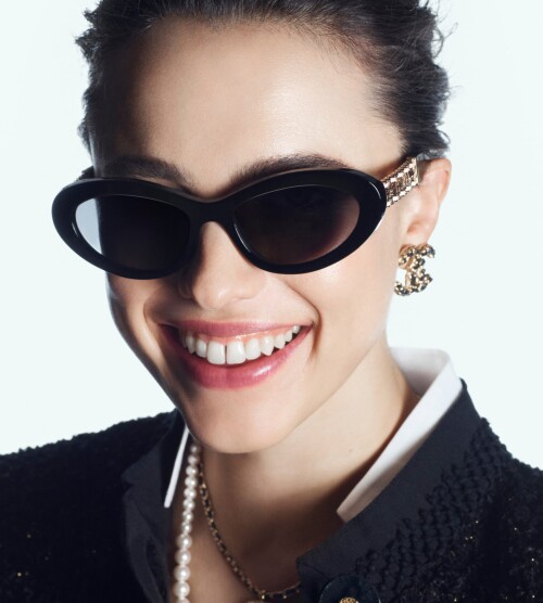 HQ 429ba3c4c760ab150