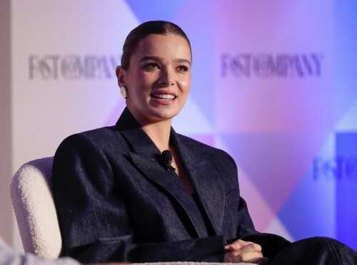 Hailee Steinfeld Fast Company Innovation Festival 10a92274da08ce0e3b