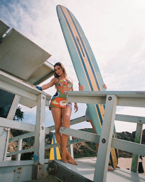 Hailee Steinfeld Feet 6853935e26e6f13cd6da8c1