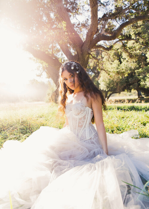 HaileeSteinfeldAfterlifeSelects-37ea05e831f0bfa13