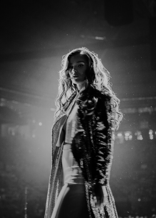 HaileeSteinfeldBarcelona-5