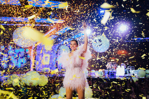 HaileeSteinfeldEMAs-25