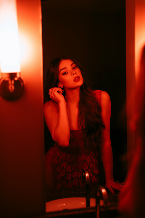 HaileeSteinfeldVMAred-5