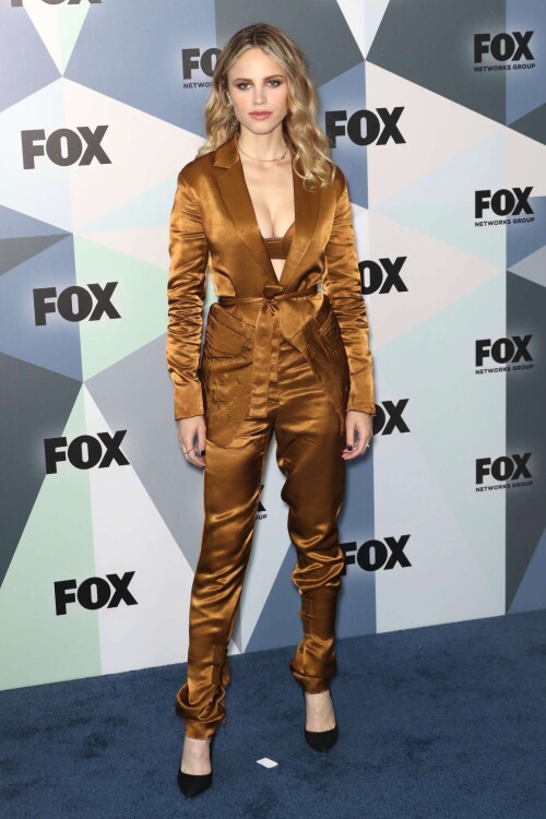 Halston Sage 2018 Fox Network Upfront 051f211b351ae9e4c5