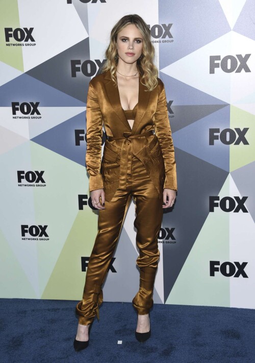 Halston Sage 2018 Fox Network Upfront 073e5f2b2eb0e7d5bd