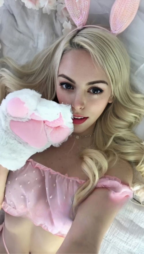 Happy-Easter-Bunny-01a446d4e036abd8a5