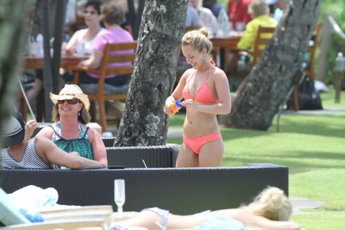 Hayden Panettiere orange bikini candids playing tennis in hawaii 09 122 893lo