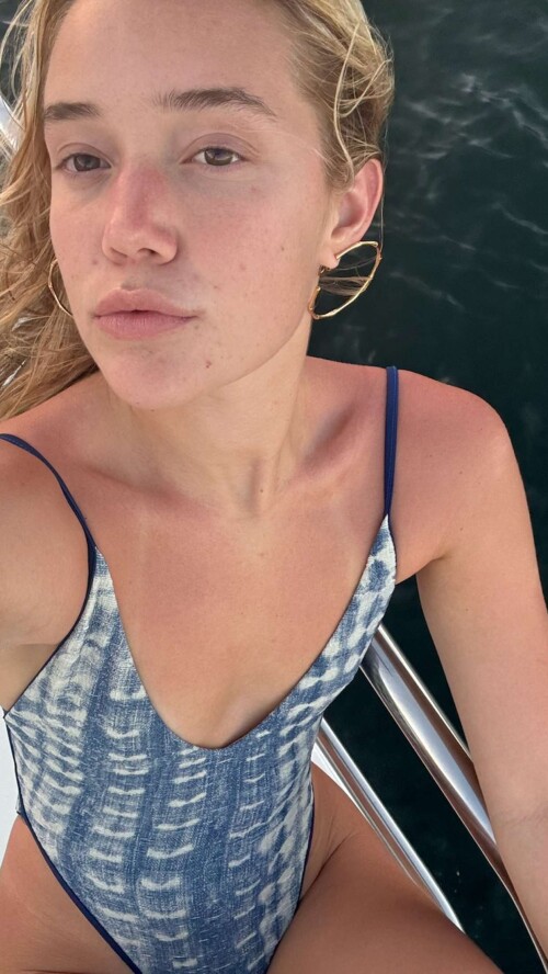 Hcet2gG2bCPO2hYPRFoaS.1023b7c56b2815822e8f