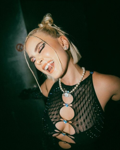 Herunterladen 137de8eb1423119ae