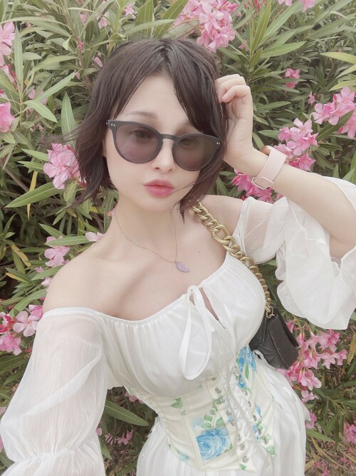 Hidori Rose CasualCastleTrip 11