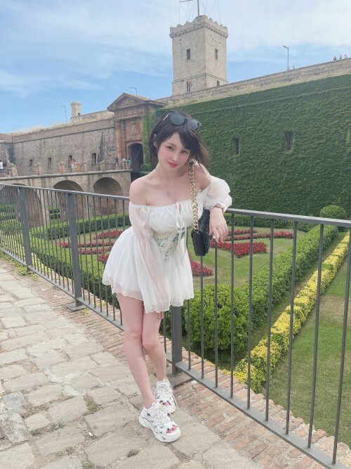 Hidori Rose CasualCastleTrip 3