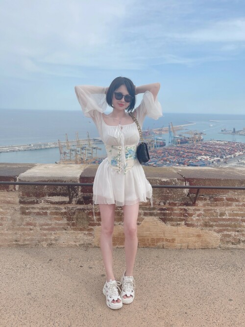 Hidori Rose CasualCastleTrip 6