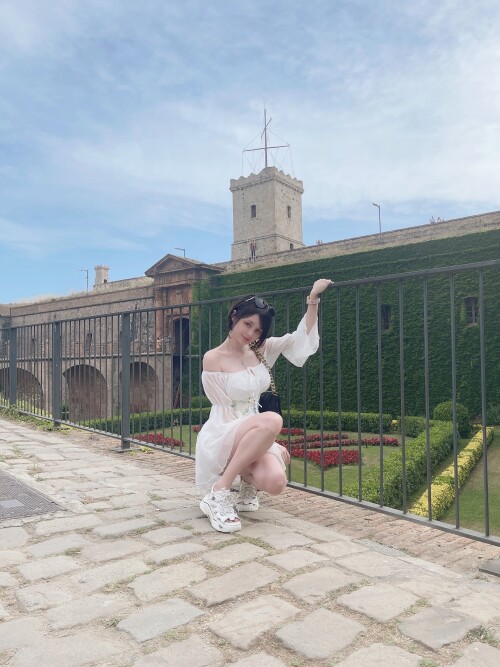 HidoriCasualCastleTrip-4f098790ac9abdfba