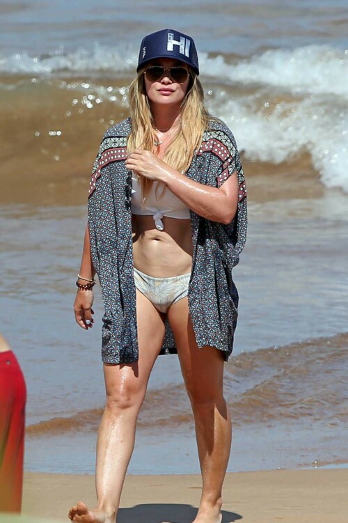 Hilary Duff in Bikini 104