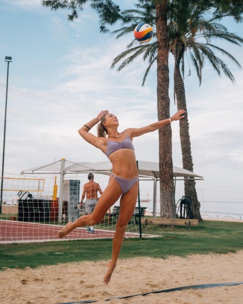 Hippe podares 17472348def08b53776fe12