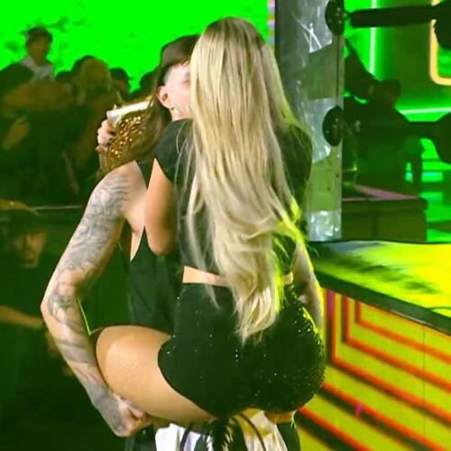 HotFemaleWrest 1838369439827325437 01279fecf00a62b630