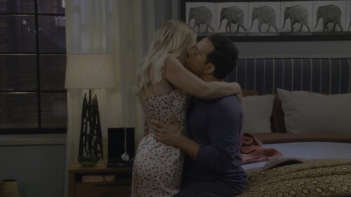 How.I.Met.Your.Father.S02E06.Universal.Therapy.2160p.DSNP.WEB DL.DDP5.1.HDR.H.265 NTb.mkv snapshot 1