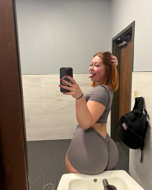 How s the view JPG 1363f072356ec1d45