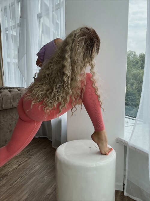 I know you love my stretching pics 44e689cfa2b685a05