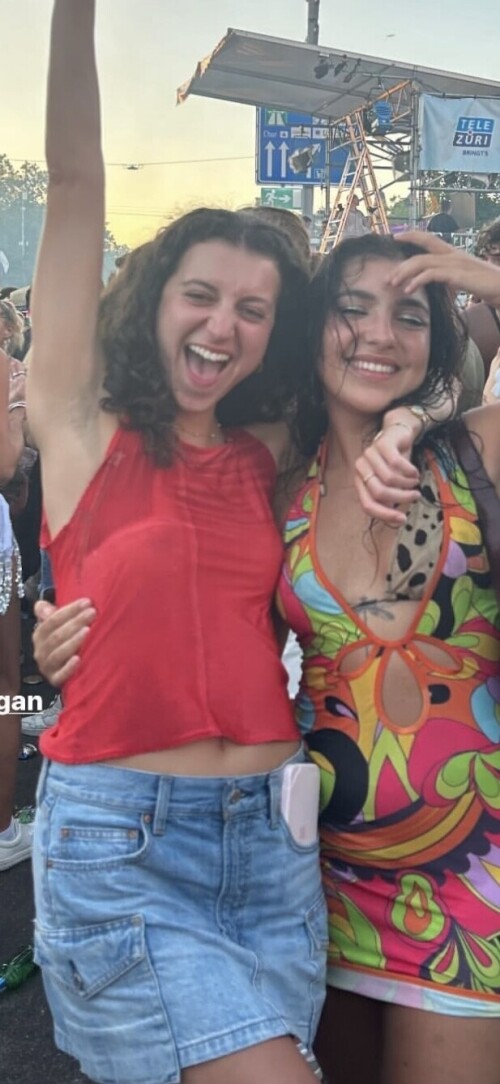 IMG00024153e365f2d3a85fede