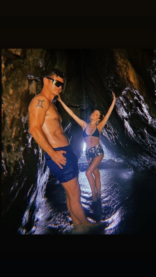 IMG 00430bf83d1d6048d169