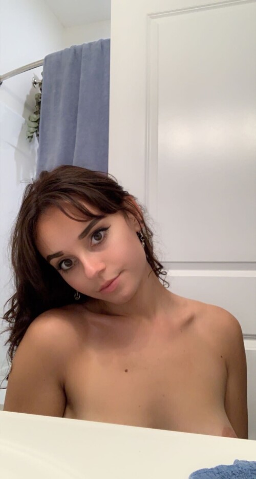 IMG 00685a809b10a97e7a7c