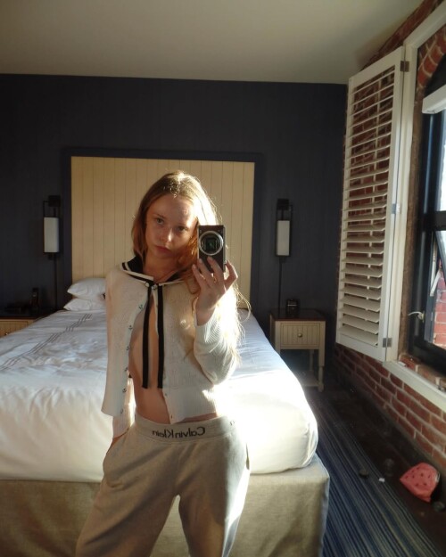 IMG 015674f7db318720b596