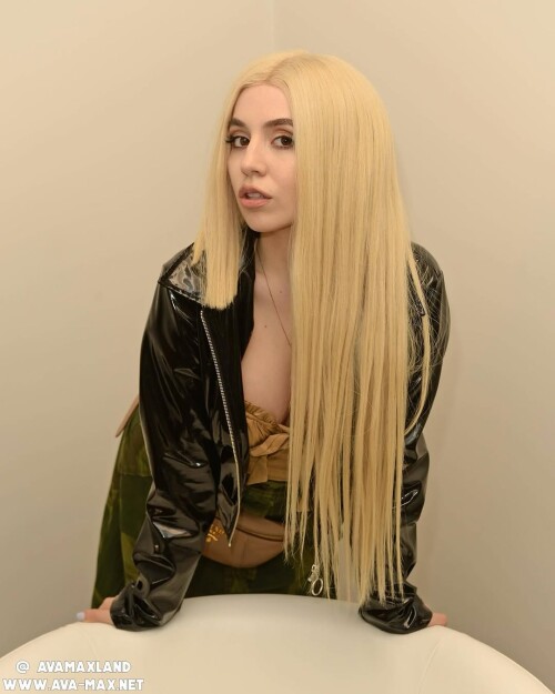 IMG 020152302afa6f944441