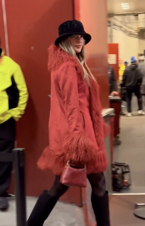 IMG 0203a68d6942ff524240