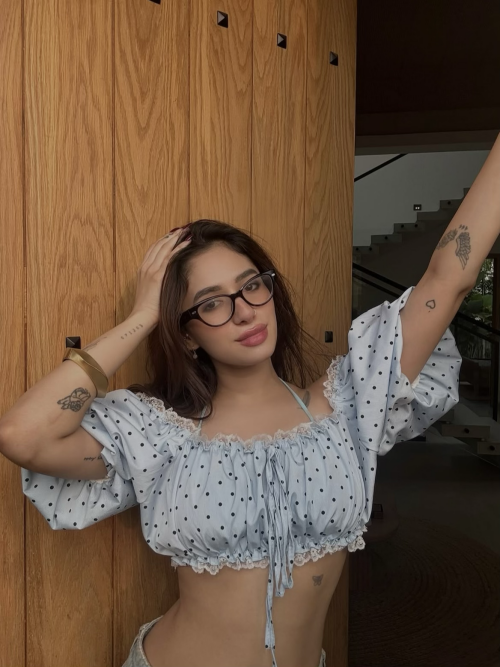 IMG_025344220735628df232