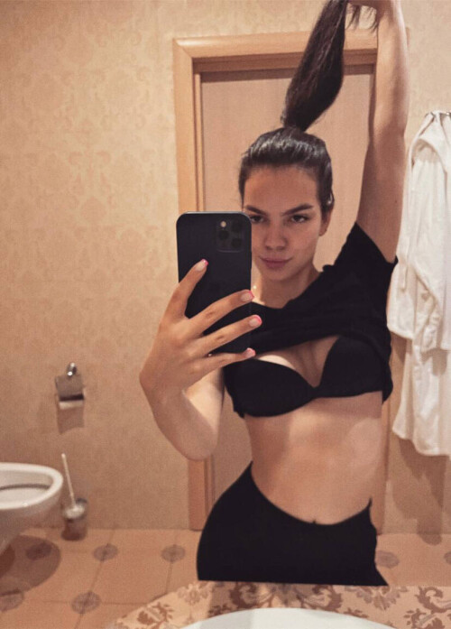 IMG 03377255edc1305dd222