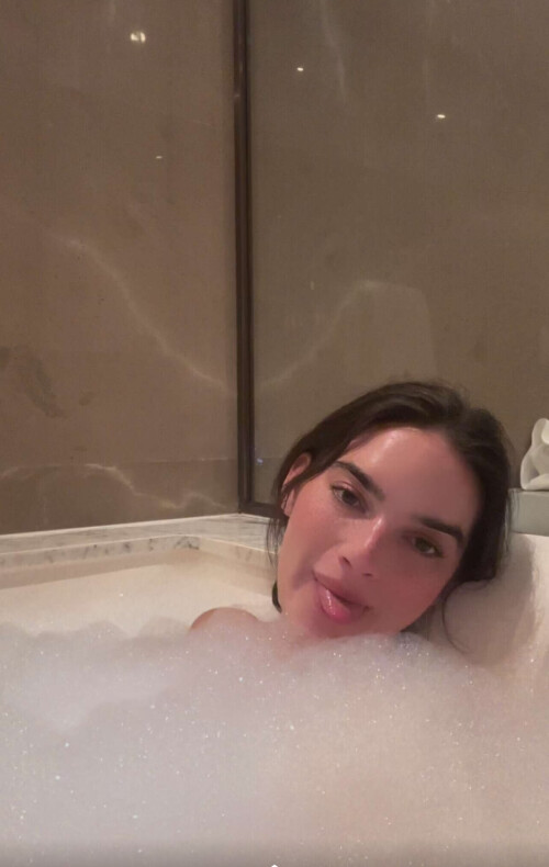 IMG 09869e03bd3a5cabf87a