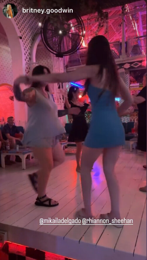 IMG 100898cb98f4bfec9b4f