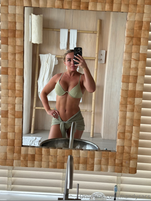 IMG_102650fda3bf4f878856