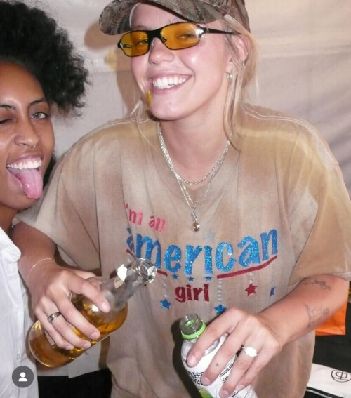 IMG 1093d39516bd162b874b