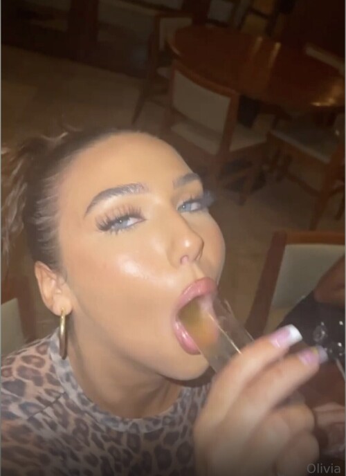 IMG 1193a89d1c108696b349