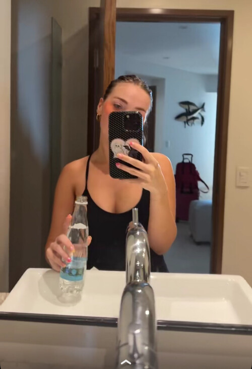 IMG 12223f6e43cd83a0f442