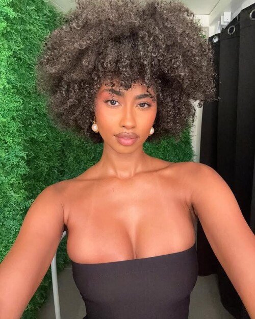 IMG 132535bbb078ac8b562e