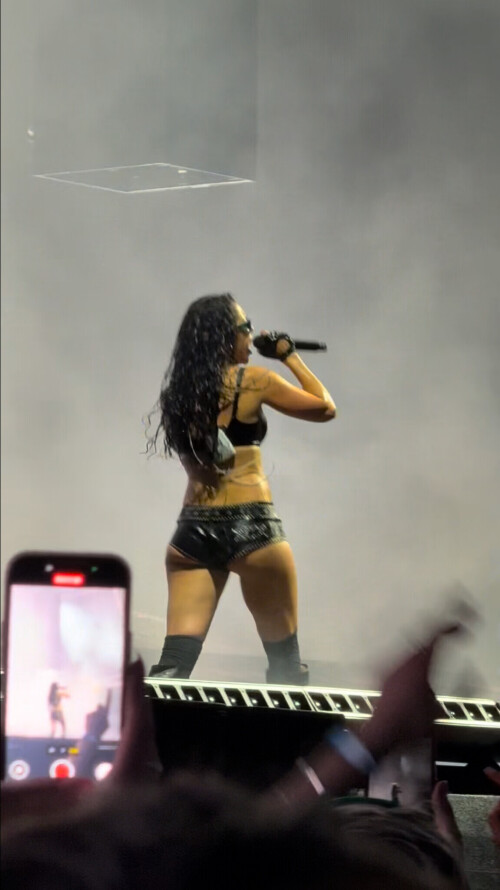 IMG 1410425efa8d665f4273