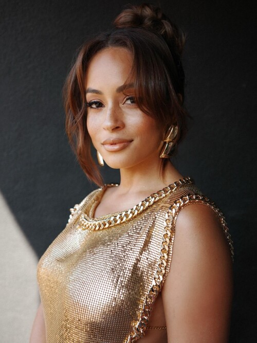 IMG 14259122429397654b10